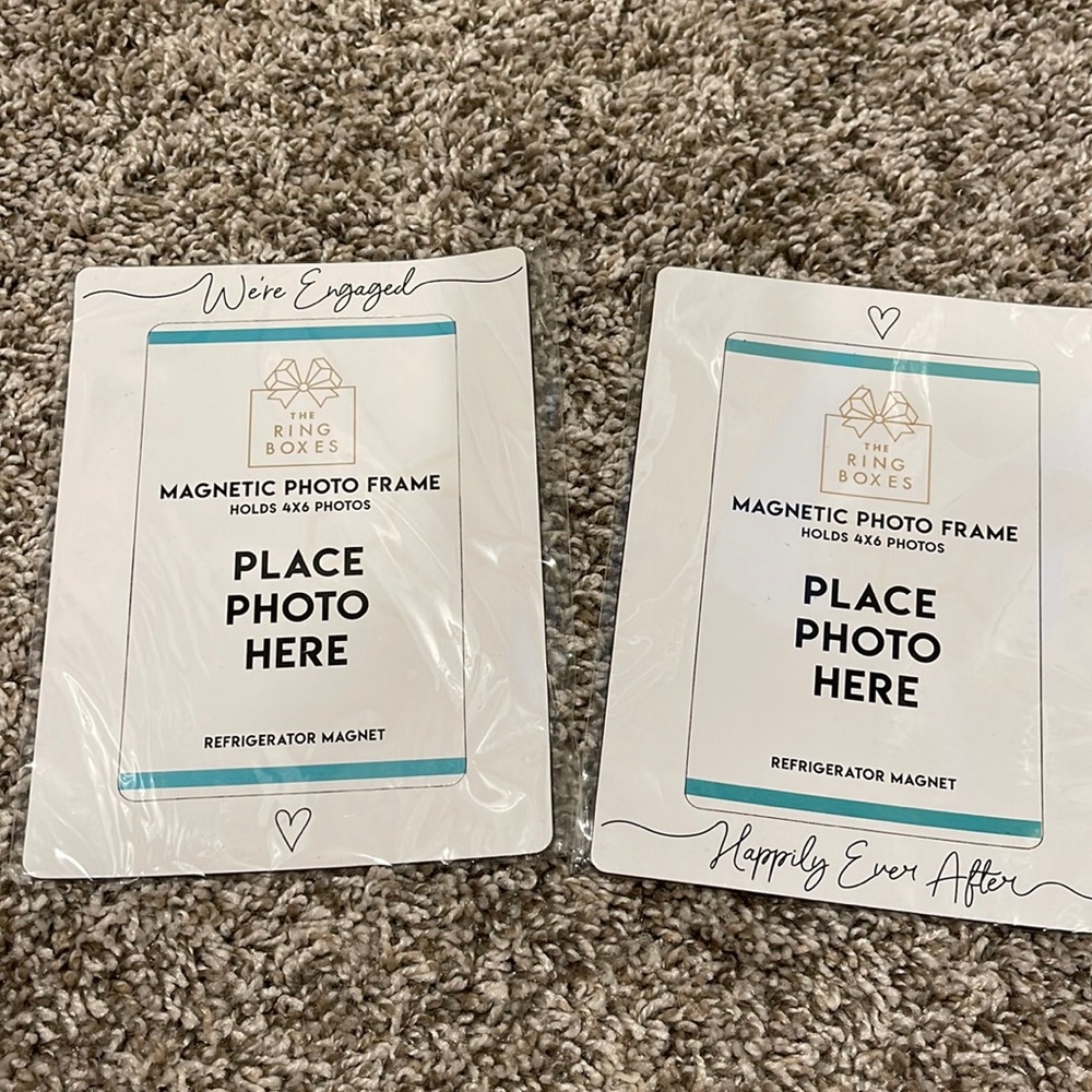 Magnet picture frames